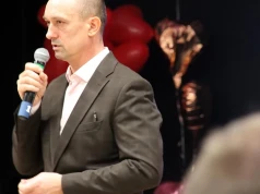 „Obcy” biorą robotę, „swoi” odchodzą. Co się dzieje w Okonku?