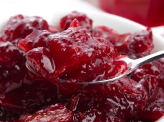 Sos z tych owoców genialnie podkręca smak drobiu. Grzybowy może się schować