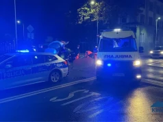 Pieszy potrącony przez Volkswagena Beetle w Kłodzku. Został zabrany do szpitala