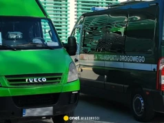 Kontrole autobusów szkolnych w całym kraju. 122 naruszenia i 77 mandatów