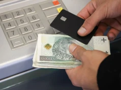 Bankomat nie wydał pieniędzy? Nie odchodź od urządzenia bez zrobienia jednej rzeczy