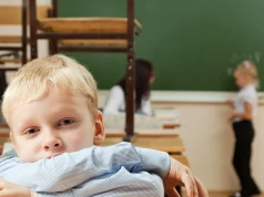 Uczniowie mają wolne, a rodzice kombinują. "Nie poślę jej, bo aż mi szkoda"