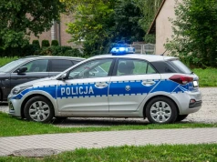 Mieli planować ataki w szkołach. Seria zatrzymań nastolatków pod Warszawą