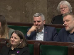 Wojna na lewicy. Czy partia Razem dogada się z Tuskiem?
