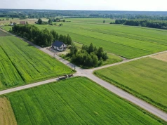 Ziemia rolna tanieje, ale nie wszędzie. Nawet 50 tys. zł różnicy na hektarze. Nowe ceny GUS
