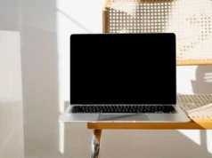 Checklist przed zakupem sprzętu online – o czym łatwo zapomnieć