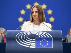 Bryłka uderza w Tuska. "Cynicznie wykorzystuje tragedię"