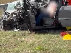 Śmiertelny wypadek na autostradzie A2. Osobówka zmiażdżona po zderzeniu z ciężarówką