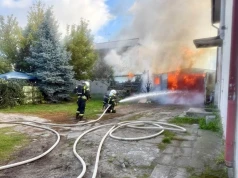 Pożar w powiecie bydgoskim. Jedna osoba w szpitalu