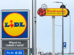 Spór zbiorowy w handlu. Biedronka rozmawia o podwyżkach, Lidl stawia pytania