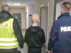 Pisali o ataku maczetami i chwalili się bronią. Bezmyślny „wybryk” uczniów z Biskupca i Olsztynka