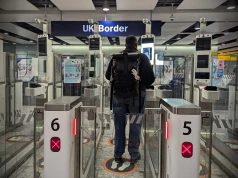 Koniec z pokazywaniem paszportów na lotniskach. Wielka rewolucja w UK