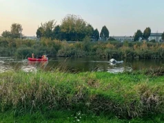 Policjant z Konina usłyszał zarzut. Był poza służbą, gdy wywróciła się łódź