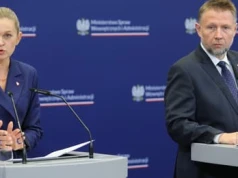 Zatrzymania nastolatków i kontrole w placówkach. MSWiA, MEN oraz policja ostrzegają przed dezinformacją