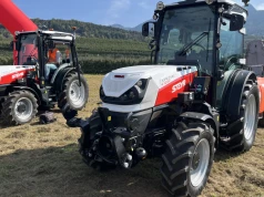 Steyr wraca do sadów po niemal 30 latach. Nowe ciągniki pokazano we włoskich jabłoniach