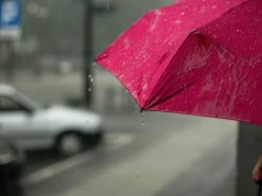 Pora wyciągnąć parasole i kurtki. Taka pogoda czeka Polskę w weekend