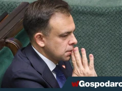 Andrzej „Dziura” Domański i jego sztuczki na 450 mld zł