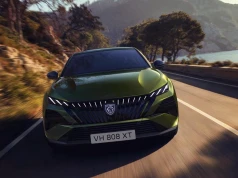 Nowy Peugeot 408 z 1.6 turbo i 215 KM. Taką wersję można kupić, chociaż nie u nas