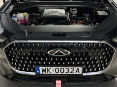 Europa wstrzymuje napływ chińskich samochodów. Pekin ograniczy eksport hybryd