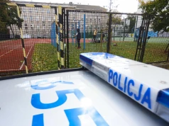 "Ty jesteś ofiarą, to oni cię krzywdzą". Tak działają na dzieci psychomanipulatorzy i radykalne grupy