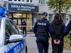 Atak nożem w warszawskiej szkole policealnej. Uczennica zatrzymana, trzy kobiety ranne