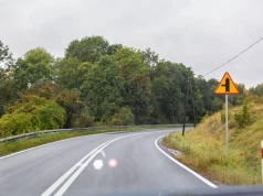 75 metrów na ślepo. Te 7 zasad powinien znać każdy kierowca