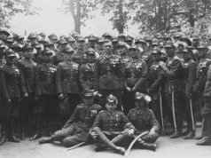 Po 61 latach generał wraca do Nowego Sącza. Niezwykłe pamiątki i historyczne pożegnanie