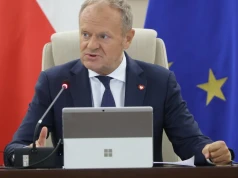Ataki w szkołach. Tusk zwołuje pilną odprawę