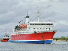 Po roku postoju w Gdyni Vestland Adventurer trafił do Gdańska