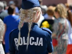 "Przestań płacić kartą". Policjantka ostrzega przed ryzykiem