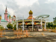 Opuszczony japoński „Disneyland”. Zostały po nim tylko zdjęcia i wspomnieni