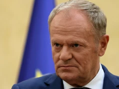 Tusk zwołał odprawę ws. aktów przemocy w szkołach. "Nie mamy do czynienia ze zorganizowaną grupą"
