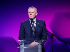 Siemoniak o sytuacji w polskich szkołach. „Rosja, ich zdolności internetowe dolewają oliwy do ognia”