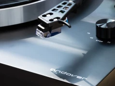 Dobry gramofon nie musi wymagać instrukcji grubości książki. Andover ma na to pomysł