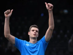 Hubert Hurkacz wygrał z Yi Zhou! Polak w 1/8 finału ATP 1000 Szanghaj