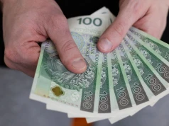 Nawet 39 tys. zł od pracodawcy po przejściu na emeryturę. Nie trzeba składać wniosków, ta grupa skorzysta