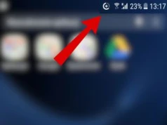 Plus w kółku w telefonie. Mało osób wie, co oznacza ten symbol