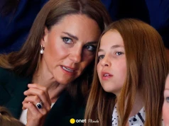 Księżna Kate i Charlotte przyłapane na podróży metrem. Tak się zachowywały