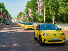 Kupił Renault 5 E-Tech, w rozliczeniu zostawił Porsche Cayenne