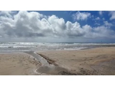 Sotavento na Fuerteventurze. Ta plaża zmienia się z pływami