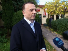 Kim jest Łukasz Gibała? Według sondaży wygrał wybory w Krakowie