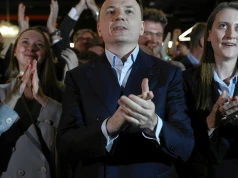 Gibała ze zdecydowaną przewagą nad Piątkowską. Są wyniki sondażu exit poll