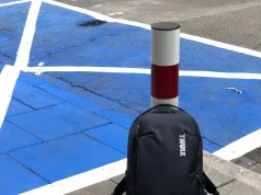1500 zł kary za plecak w miejscu publicznym. Wystarczy go tam zostawić