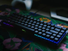 Recenzja Razer Huntsman V3 HE Magnetic Mini 65% 8KHz, czyli kilka słów o klawiaturowej drodze bez powrotu