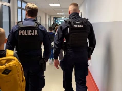 Policja w szkołach. Gdańsk reaguje na ataki