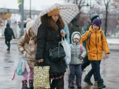 Jest matką czwórki dzieci. "Gdybym wiedziała to wcześniej, inaczej bym ułożyła swoje życie"