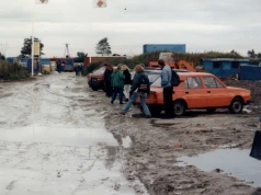 Ten podwrocławski sklep ma już 30 lat. Zobacz, jak wyglądał w 1997 roku