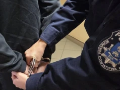 Grozili atakami na szkoły. Dwóch uczniów usłyszało zarzuty