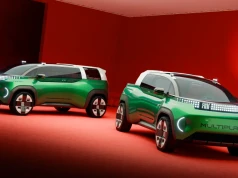 Fiat Multiplay debiutuje. Auto 3 w 1 zmienia się z rodzinnego vana w pick-upa