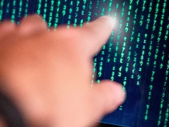 Wyciek danych medycznych zwiększa ryzyko oszustw. Cyberprzestępcy mogą podszywać się pod NFZ i przychodnie